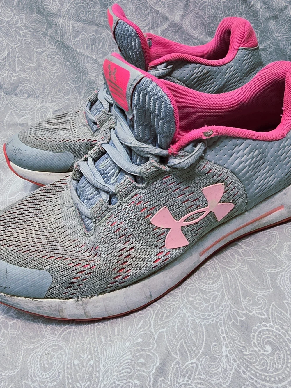 Under Armour UA Pursuit BP Running Shoes Gray Pink Women's 6.5 / Youth 5Y Micro
